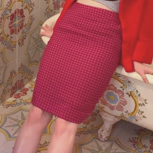 Pink Houndstooth Pencil Skirt - Picture 1 of 8